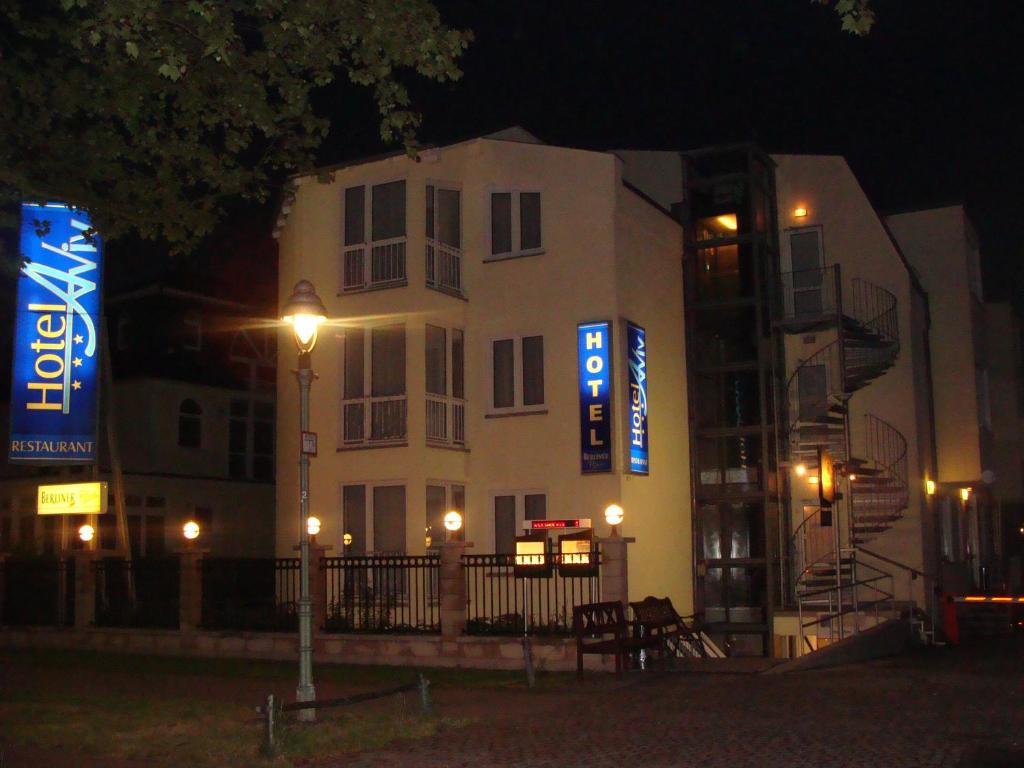 Aparthotel Guzulka & Restaurant Берлин Экстерьер фото