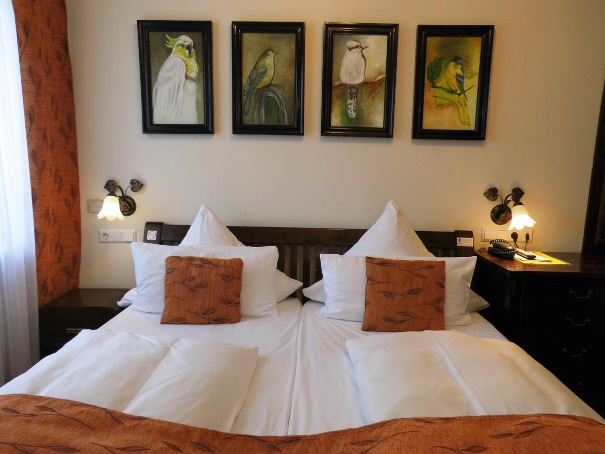 Aparthotel Guzulka & Restaurant Берлин Экстерьер фото