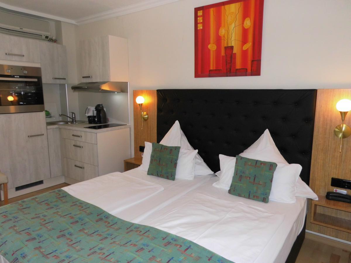 Aparthotel Guzulka & Restaurant Берлин Экстерьер фото